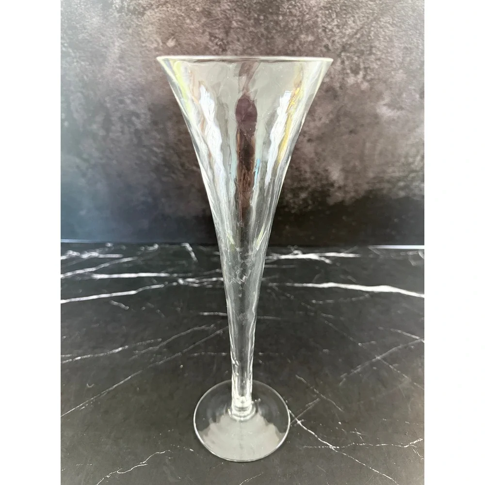 Trumpet Hollow Stem Diamond Swirl 10 1/8in Champagne Glasses